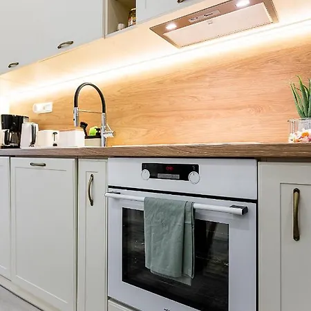 Mlynska Center With Private Parking Apartment