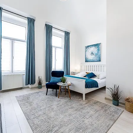 Mlynska Center With Private Parking Apartmán *