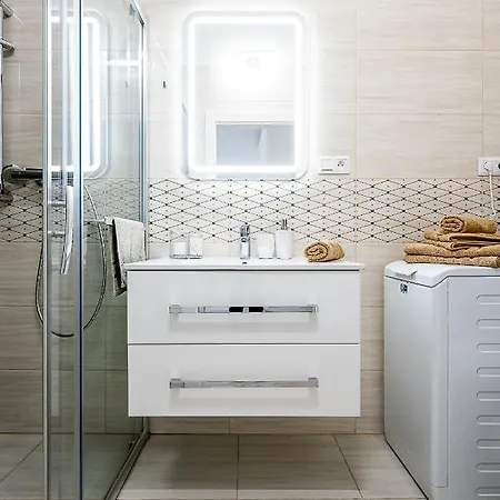 Mlynska Center With Private Parking * Košice