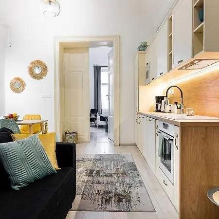 Mlynska Center With Private Parking * Košice