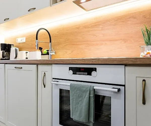 Mlynska Center With Private Parking Appartement